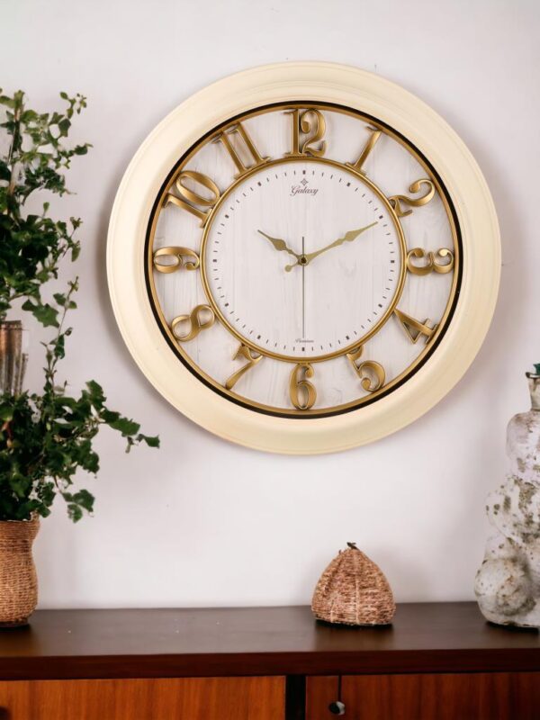 Galaxy Premium Serisi Eskitme Kabartma Kadranlı Klasik Rakamlı Ev ve Ofis Duvar Saati – 50 Cm Beyaz - Görsel 2